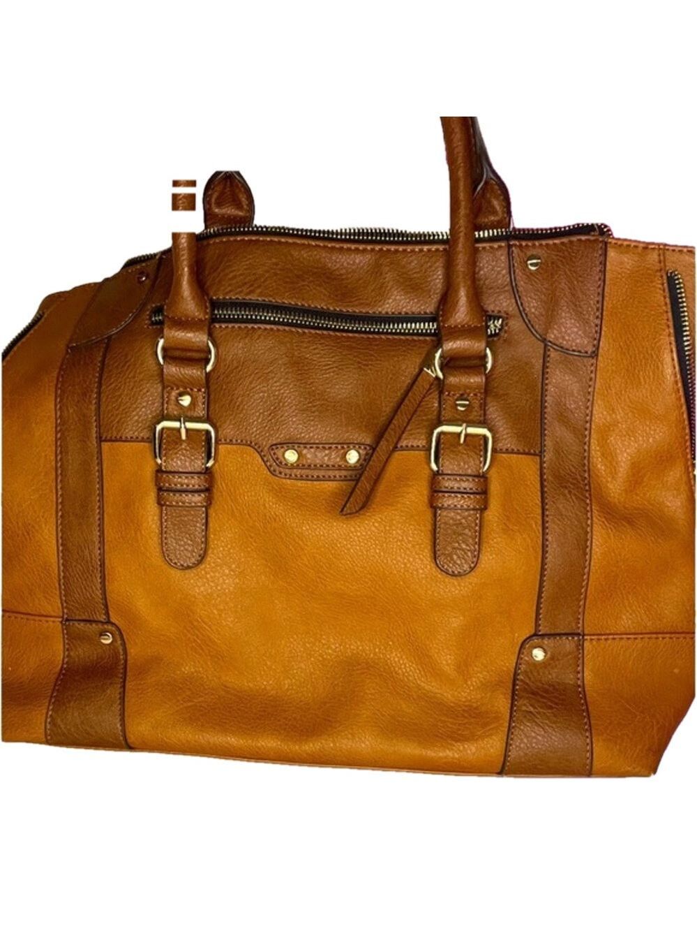 Sole Society Tote Bag, SZ 15.5”x13”x4.5”, Full Zip top, zip sides for expansion,